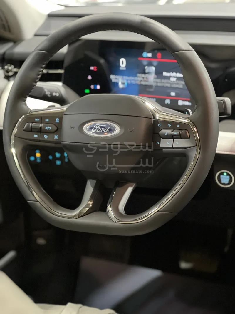 2026 فورد توروس ترند