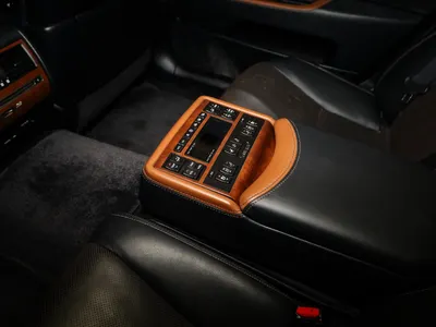 2015 لكزس إل إس 460