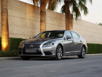 2015 لكزس إل إس 460