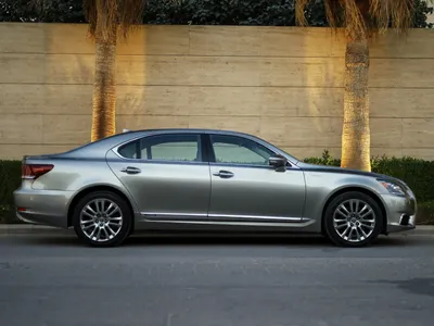 2015 لكزس إل إس 460