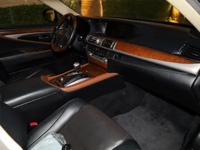 2015 لكزس إل إس 460