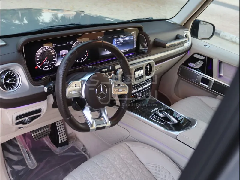 2022 مرسيدس - بنز جي 63 أي إم جي