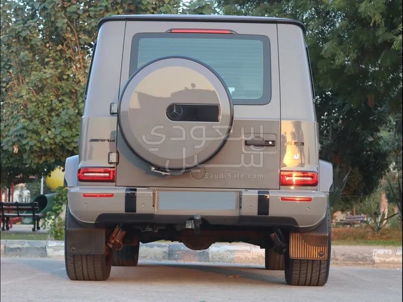 2022 مرسيدس - بنز جي 63 أي إم جي