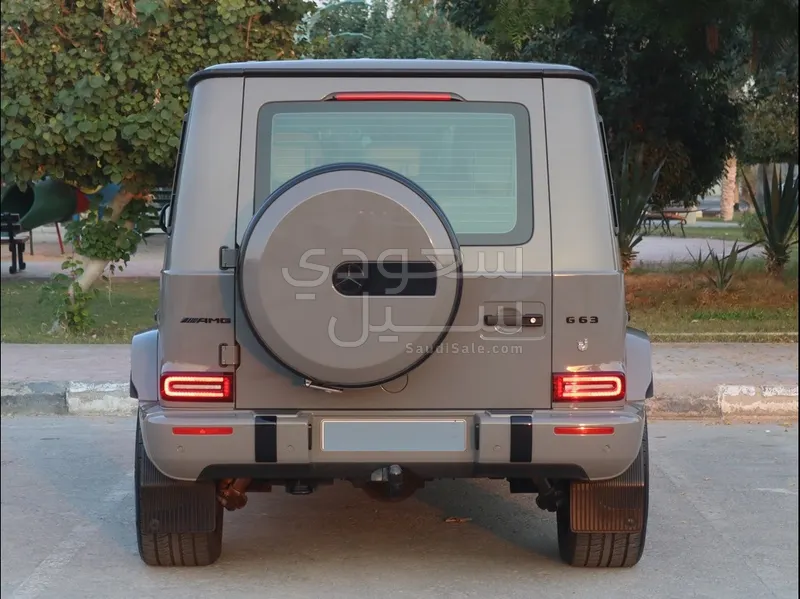 2022 مرسيدس - بنز جي 63 أي إم جي