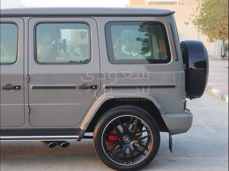 2022 مرسيدس - بنز جي 63 أي إم جي