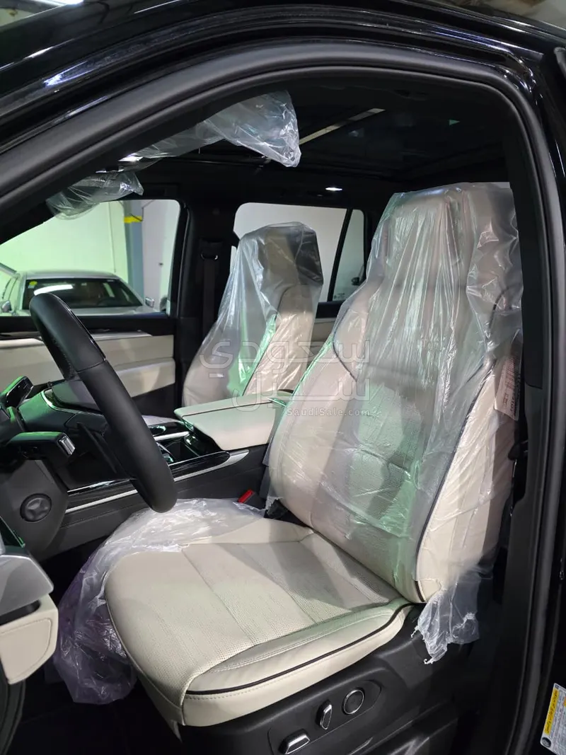 2025 Cadillac Escalade Sport