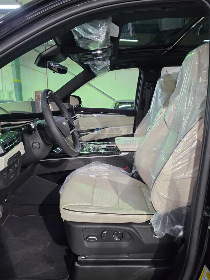 2025 Cadillac Escalade Sport