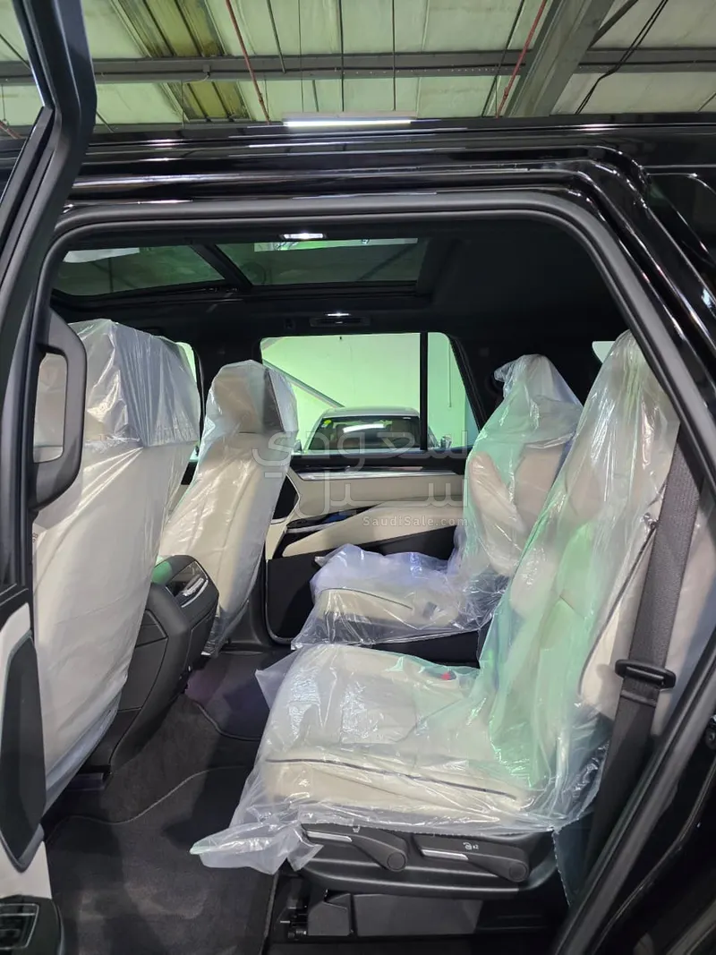 2025 Cadillac Escalade Sport