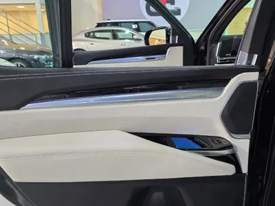 2025 Cadillac Escalade Sport