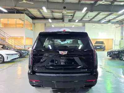 2025 Cadillac Escalade Sport