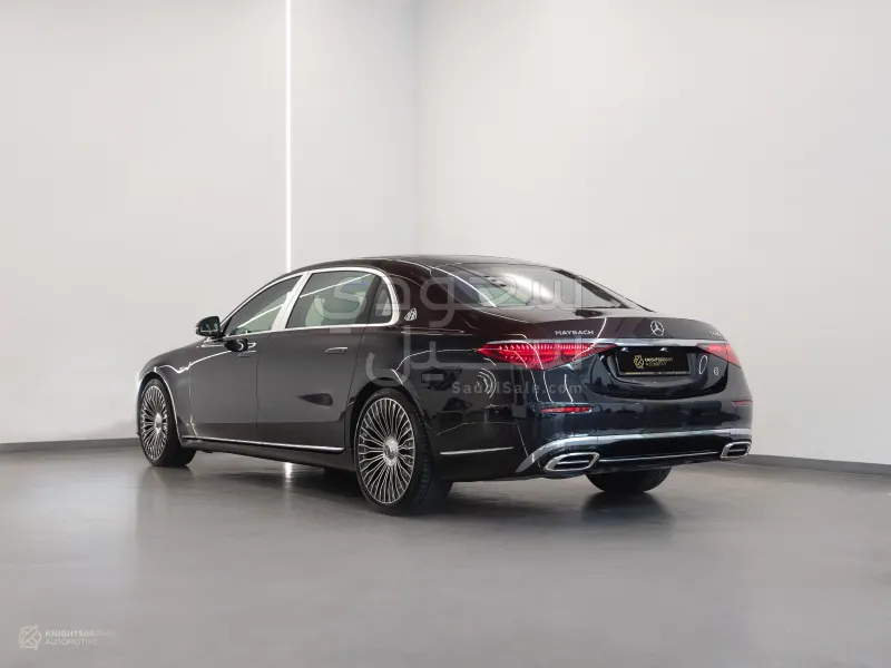 2022 مرسيدس - بنز إس 680 مايباخ