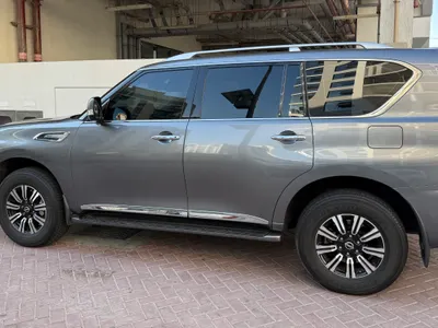 2023 نيسان باترول تيتانيوم