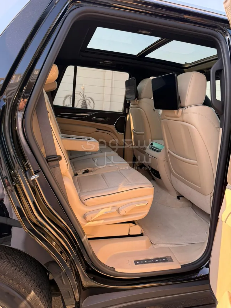 2023 كاديلاك اسكاليد بريميوم