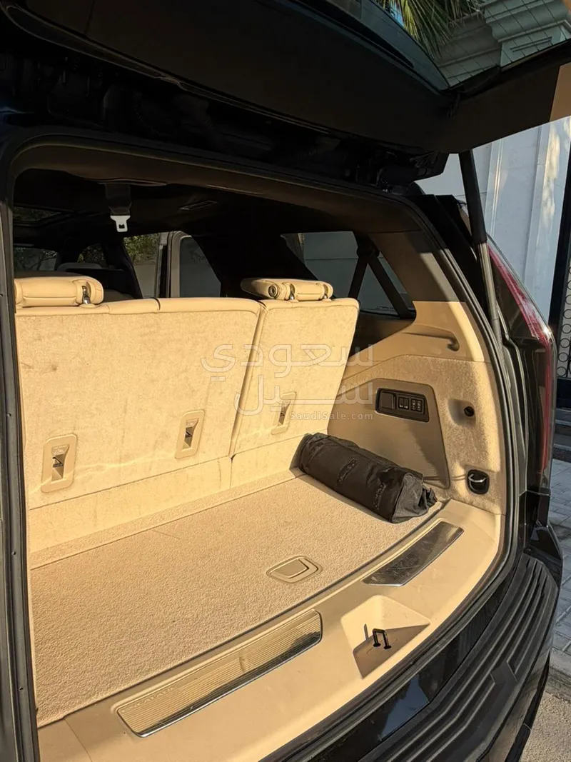 2023 كاديلاك اسكاليد بريميوم