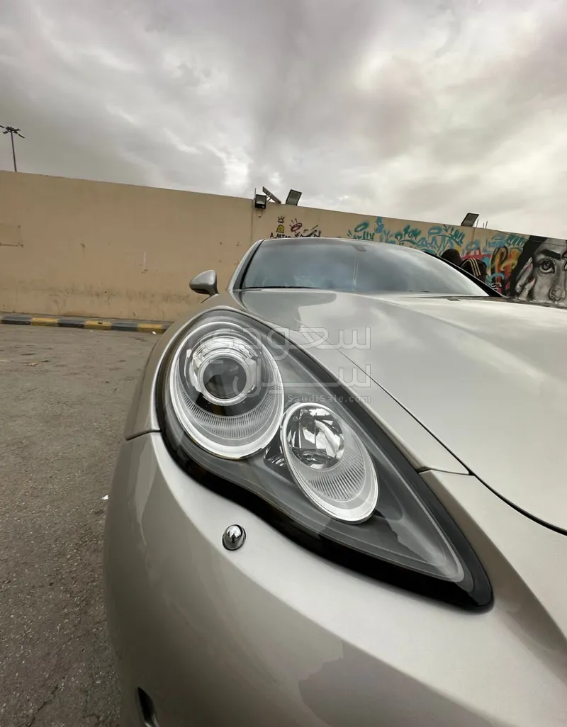 2011 بورش بانميرا 4 اس