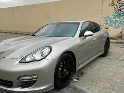 2011 بورش بانميرا 4 اس