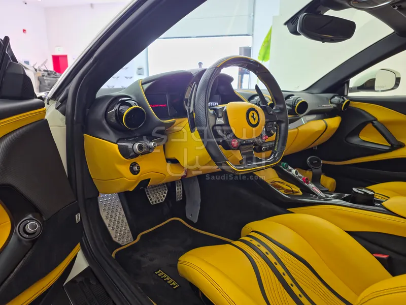 2018 فيراري 812 سوبر فاست