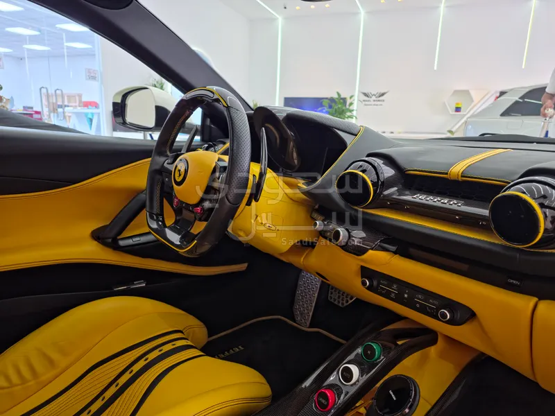 2018 فيراري 812 سوبر فاست