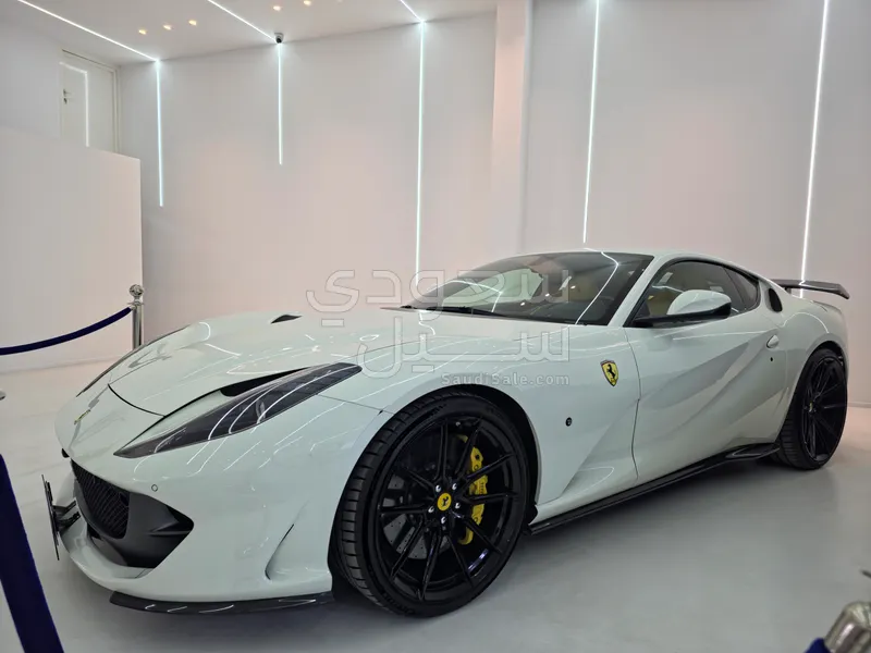 2018 فيراري 812 سوبر فاست