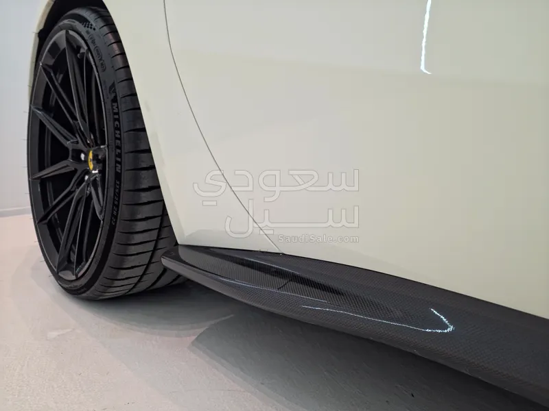 2018 فيراري 812 سوبر فاست