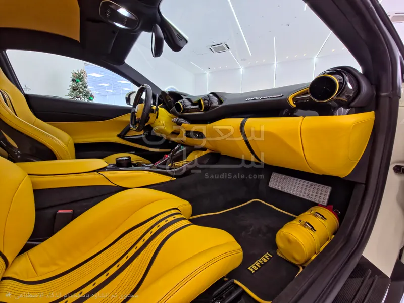 2018 فيراري 812 سوبر فاست