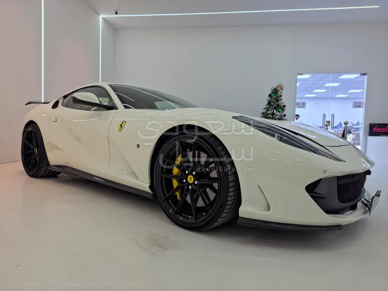2018 فيراري 812 سوبر فاست