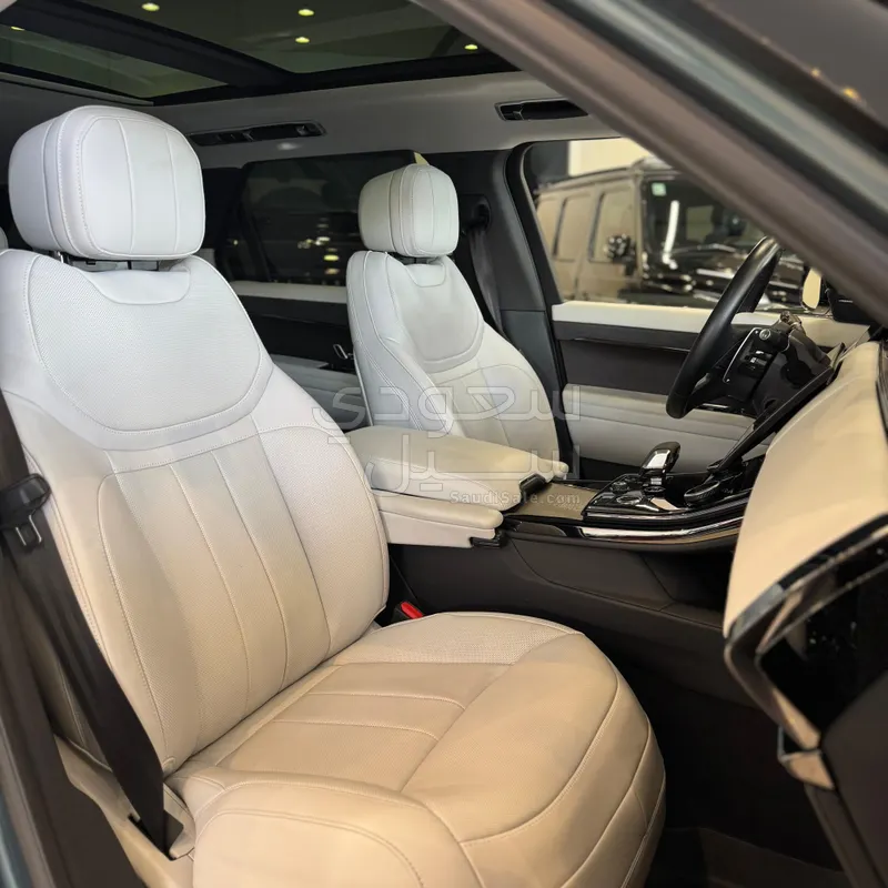 2023 لاند روفر رينج روفر سبورت اس اي