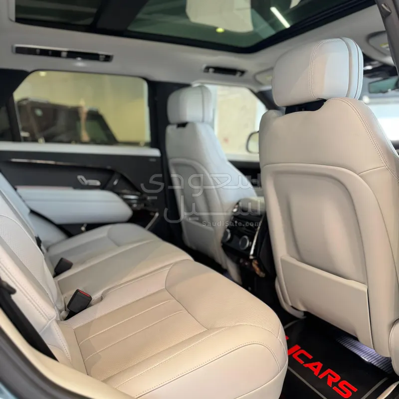 2023 لاند روفر رينج روفر سبورت اس اي