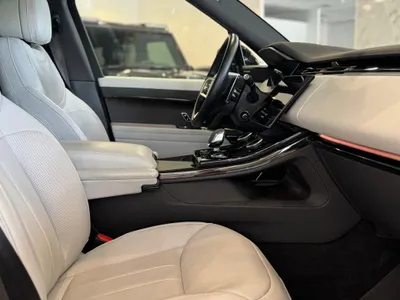 2023 لاند روفر رينج روفر سبورت اس اي