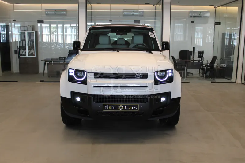 2026 لاند روفر ديفيندر 110