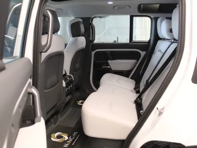 2026 لاند روفر ديفيندر 110