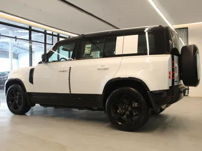 2026 لاند روفر ديفيندر 110