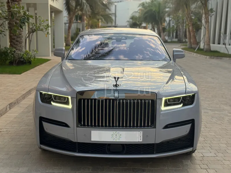 2023 رولز رويس قوست بلاك بادج