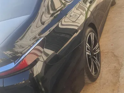 2026 بي ام دبليو الفئة السابعة 735أي