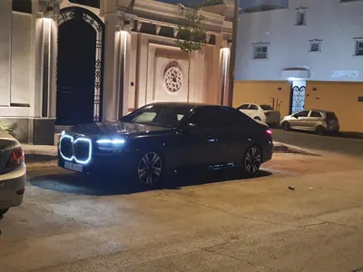 2026 بي ام دبليو الفئة السابعة 735أي