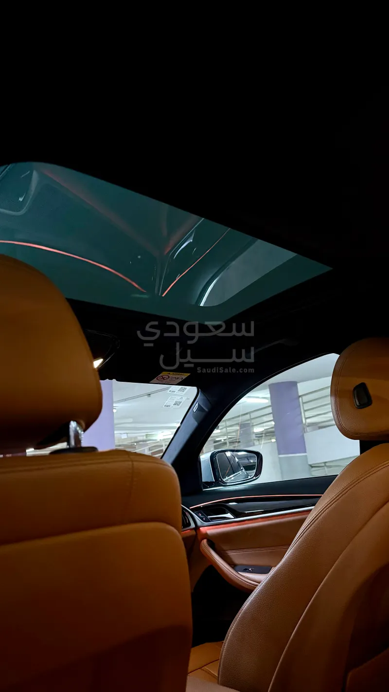 2021 بي ام دبليو الفئة الخامسة 520 أي