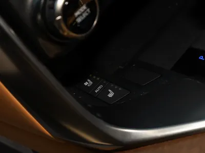 2024 لكزس إل إكس 600 إف