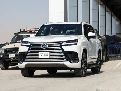 2024 لكزس إل إكس 600 إف