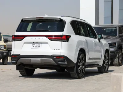 2024 لكزس إل إكس 600 إف