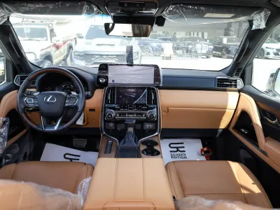 2024 لكزس إل إكس 600 إف