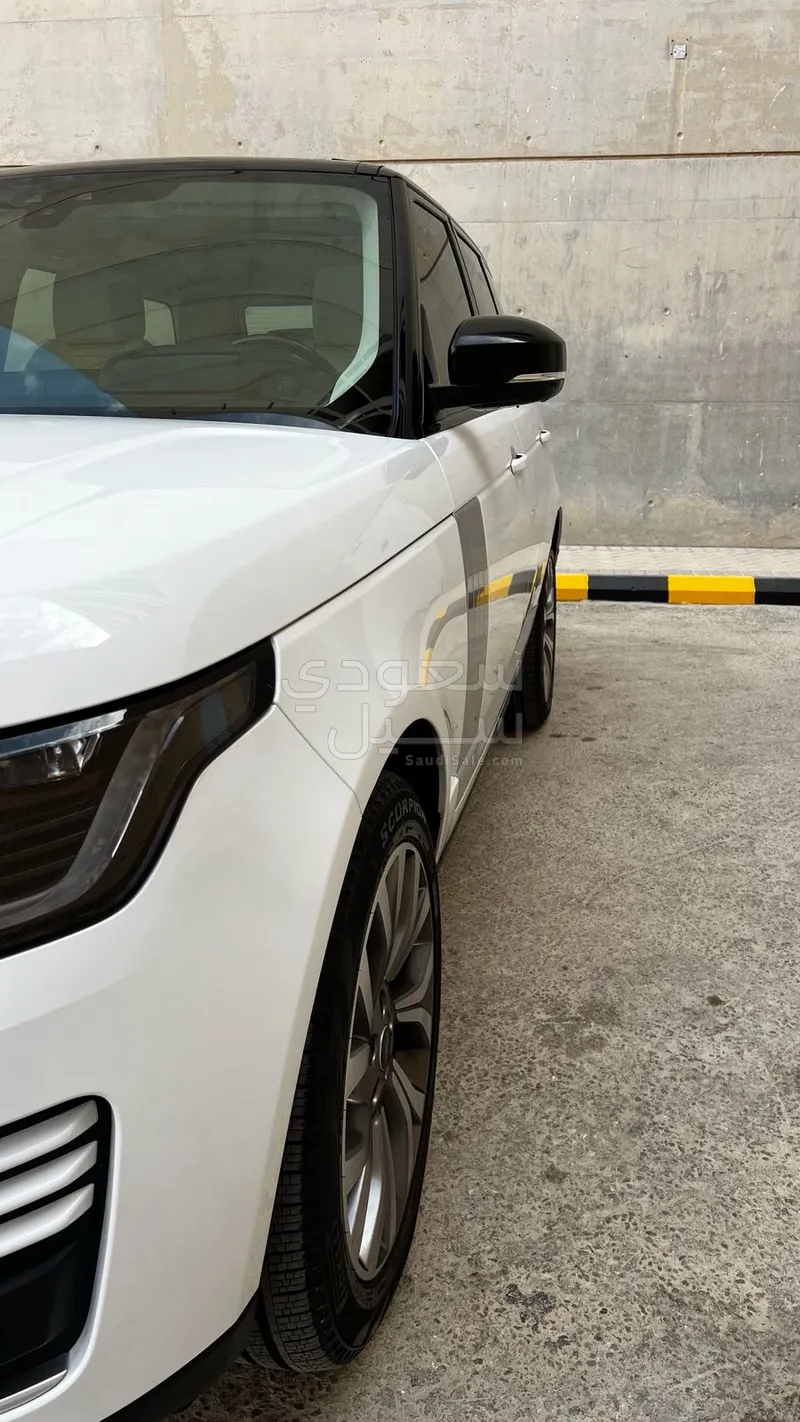 2018 لاند روفر رينج روفر فوج ان اي