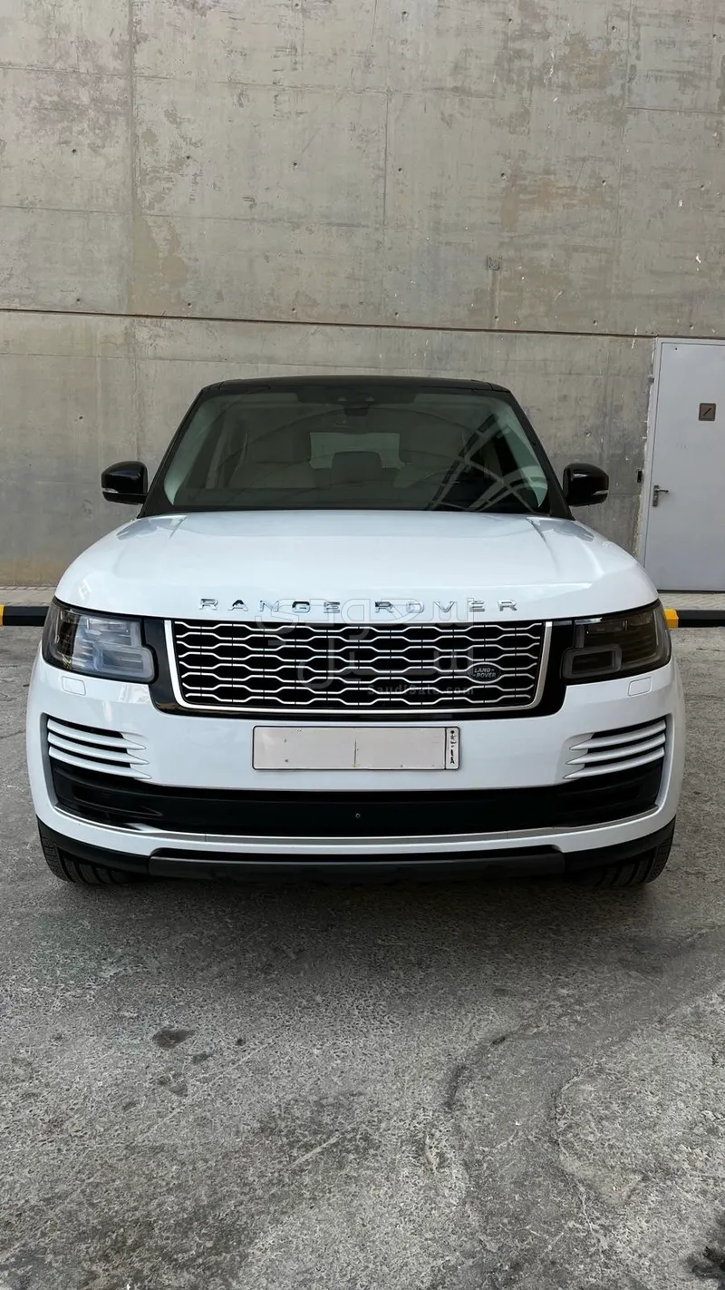 2018 لاند روفر رينج روفر فوج ان اي