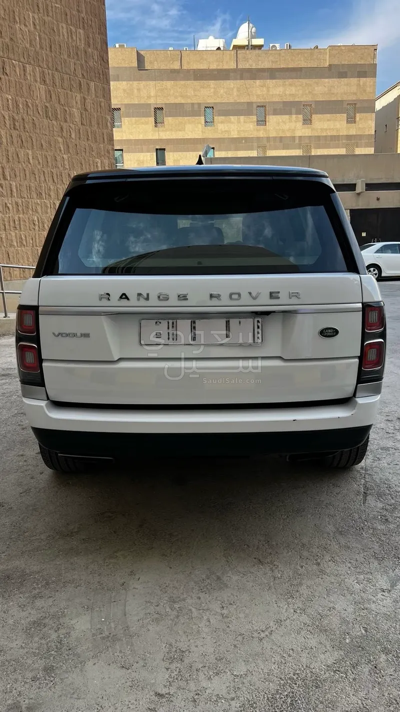 2018 لاند روفر رينج روفر فوج ان اي