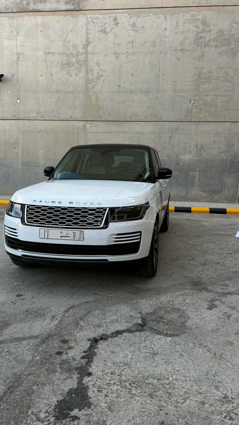 2018 لاند روفر رينج روفر فوج ان اي