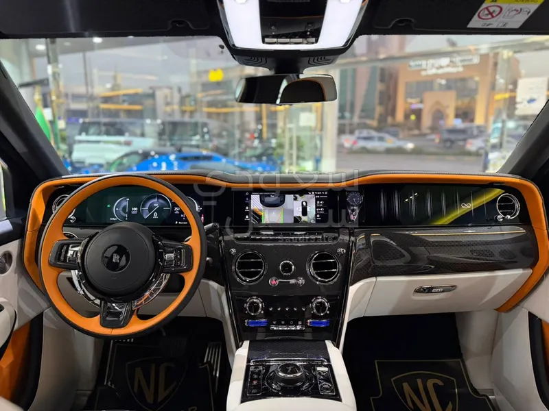 2025 رولز رويس كولينان