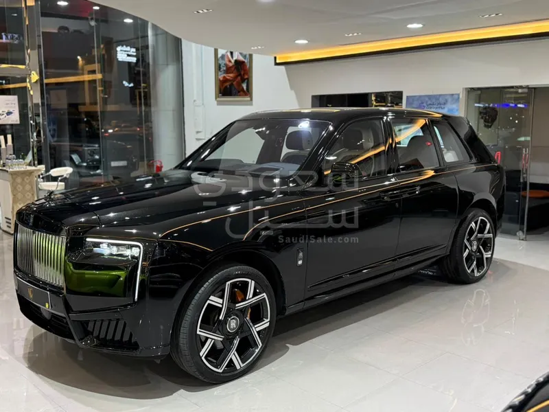 2025 رولز رويس كولينان