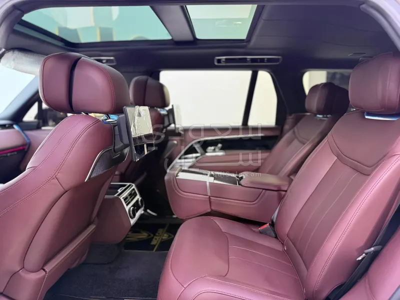 2024 لاند روفر رينج روفر اوتوبيوغرافي