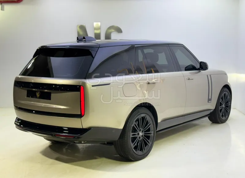 2024 لاند روفر رينج روفر اوتوبيوغرافي