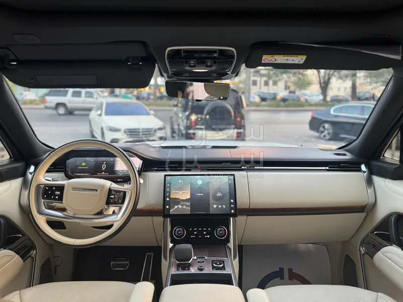 2022 لاند روفر رينج روفر اوتوبيوغرافي