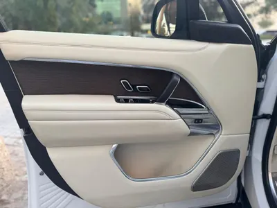 2022 لاند روفر رينج روفر اوتوبيوغرافي